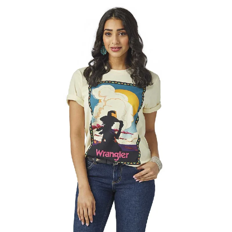 Wrangler Women's Retro Graphic Print T-Shirt Chenille Blend Fleece Blend Nylon Blend